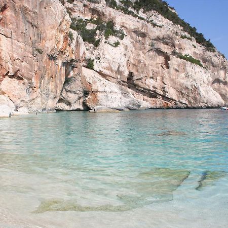 Hotel Ristorante La Conchiglia Cala Gonone Bagian luar foto