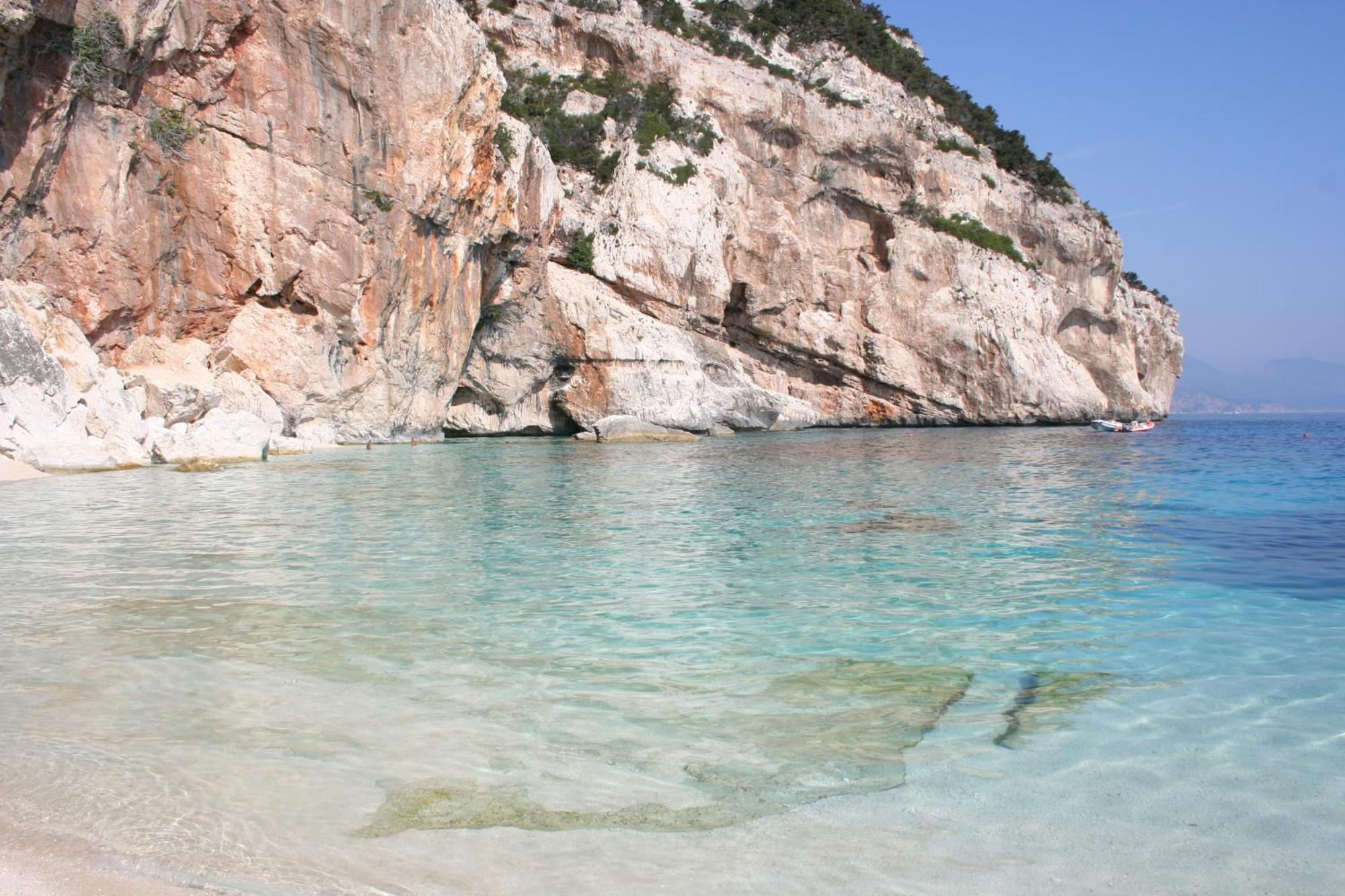 Hotel Ristorante La Conchiglia Cala Gonone Bagian luar foto